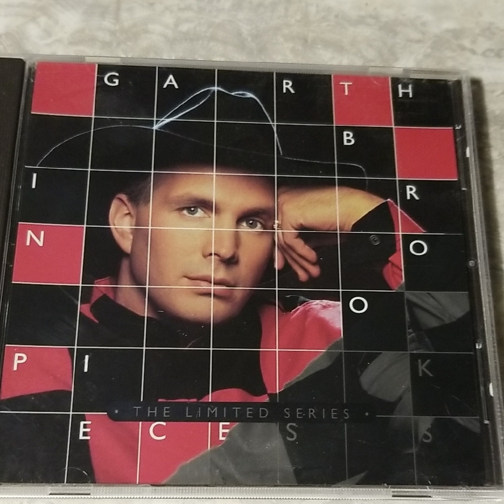 Garth Brooks CD Collection - Picture 2 of 5